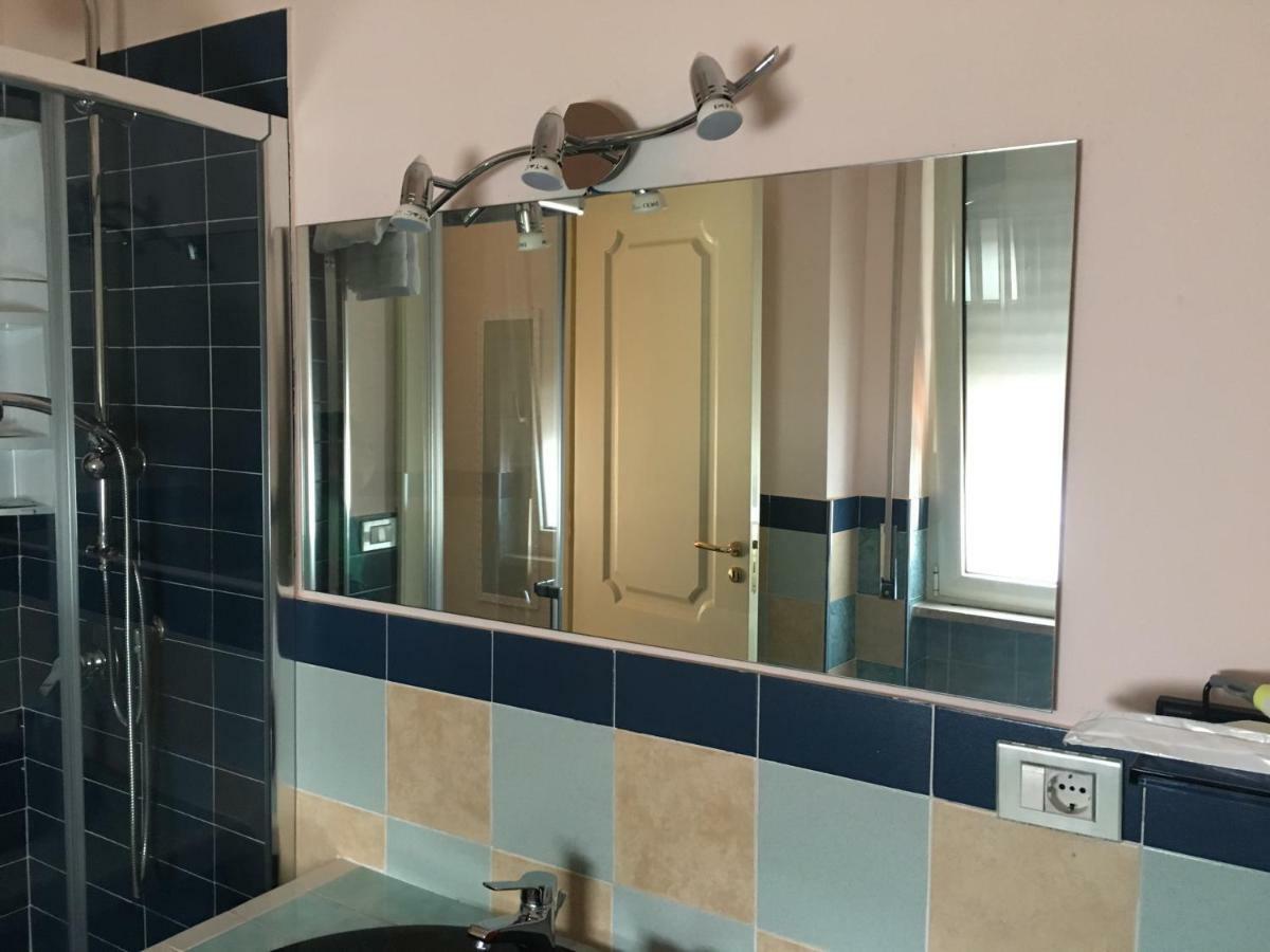 Gioviale Rooms Портичи Екстериор снимка